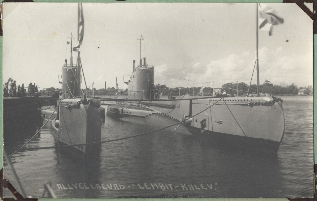 Allveelaevad "Lembit" ja "Kalev" Pärnu sadamas