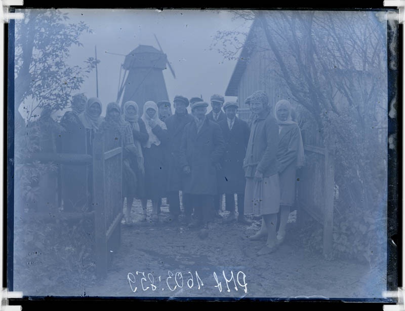 klaasnegatiiv, naised väraval, Lõõla 1920-30-ndad a.