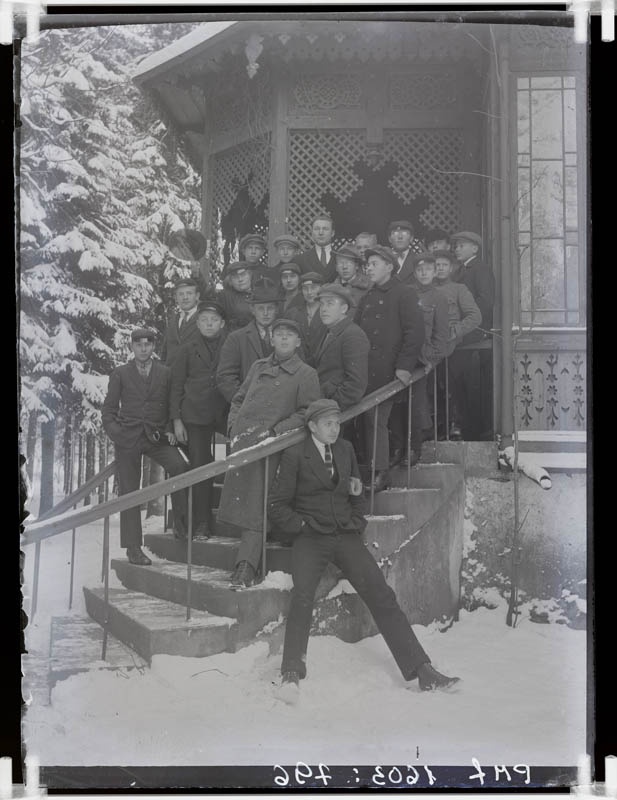 klaasnegatiiv, Vahi Põllutöökooli õpilased, 1920-ndad a.