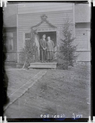 klaasnegatiiv, Johannes ja Anete Tohvelmani pulmad 1924.a.  similar photo
