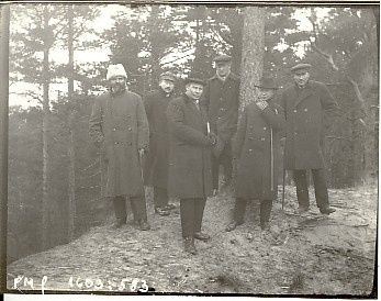 klaasnegatiiv, Tallinna Vabaõhumuuseumile platsi otsimas 1920.a.