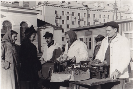 Narva Market