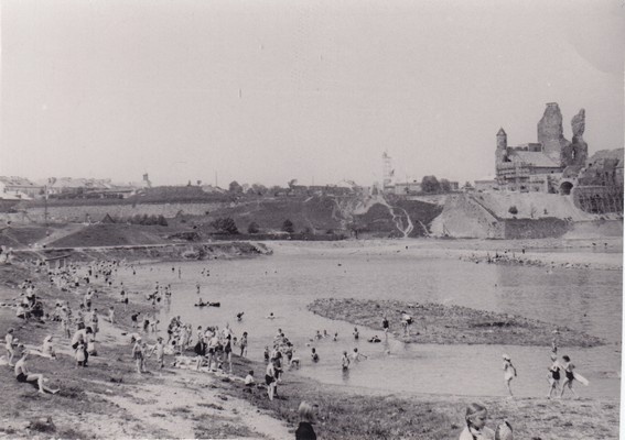 The beach of the city in Narva