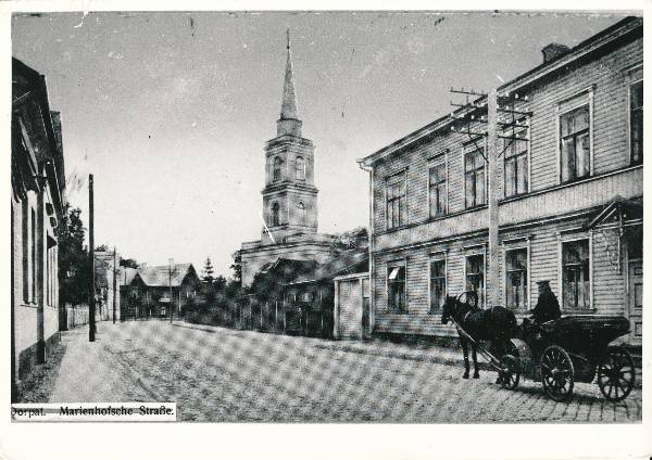 Maarjamõisa tänav (hiljem Heidemanni, Kuperjanovi t.) ja Maarja kirik (vaade Pepleri t suunas). Voorimees tänaval. Tartu, 20.saj. algus.
