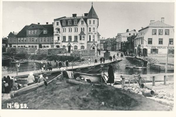 Pontoonsild ja Holmi tänav. Tartu, 14.08.1929.