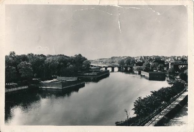 Vaade Emajõele, taga puusild ja supelmajad. Tartu, 1916.  duplicate photo