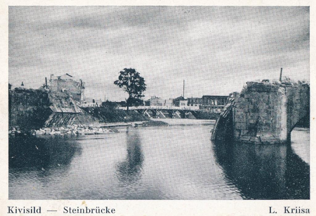 Tartu linnavaade. Kivisilla varemed. 1944.a.