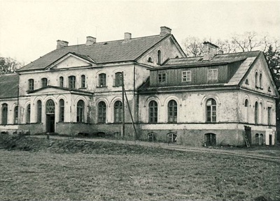 Vanamõisa mõisahoone  similar photo