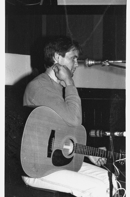 Festival Fiesta 1992, kontsert Pärnu Raekojas; Mart Johanson  similar photo