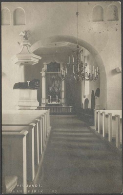 fotopostkaart, Viljandi, Jaani kirik, sisevaade, altar, kantsel, pingid, 1913, foto J. Riet  duplicate photo