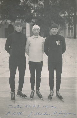 Grupp kiiruisutajaid Eesti meistrivõistlustel  duplicate photo