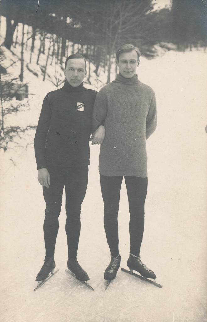 Kiiruisutajad J. Martin ja A. Mitt