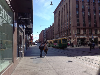 Aleksanterinkatu 38, 36, 34. Kluuvikadun kulmasta Senaatintorille päin. rephoto