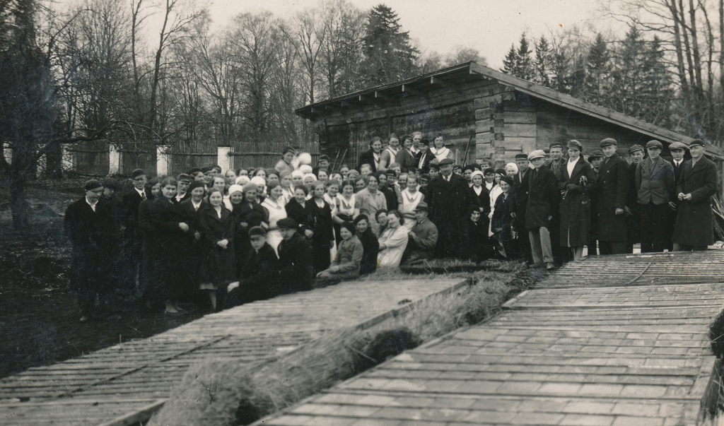 Mõdriku kodumajanduskool - Ajapaik