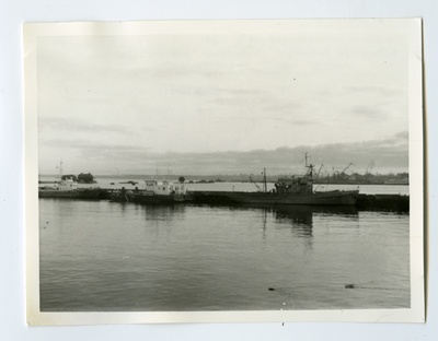 Veeteede Ameti laevad "EVA-206", "EVA-207", "EVA-208" ja "EVA-309" Hundipea sadamas  duplicate photo