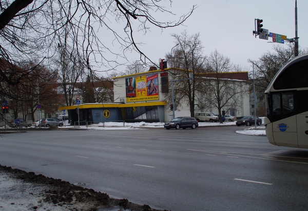 Kino Ekraan (arh. R.-L. Kivi tüüpproj., 1959). Tartu, 1961. rephoto