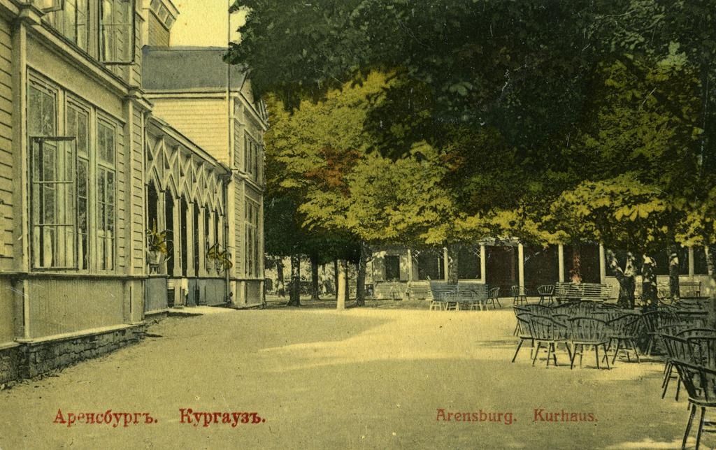 Kuressaare Lossipark, kuursaal