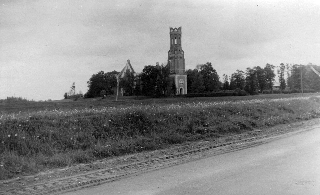 Halliste Church