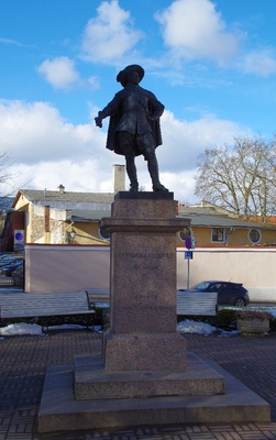 Estonia : Tartu Gustav Adolf Memorial Stadium rephoto