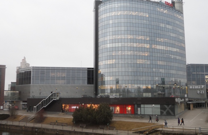 Emajõe ärikeskuse (nn Plasku) ehitamine. Tartu, 1998. Foto Aldo Luud. rephoto