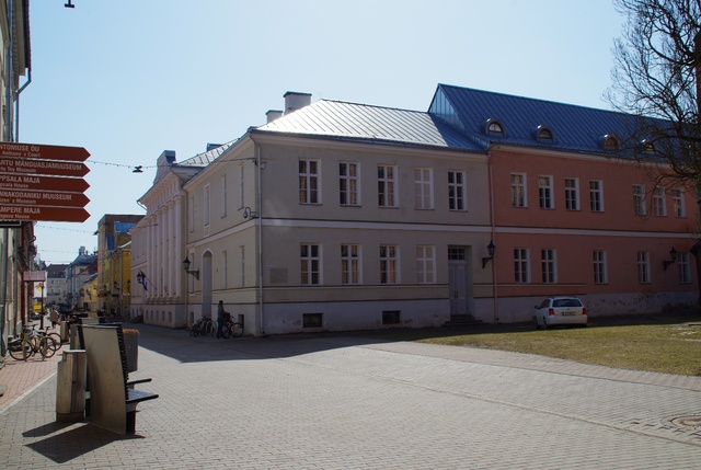 Jurjev Gymnasium rephoto