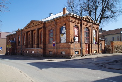 Võimla (Lai 37). Tartu, 1998. Foto Aldo Luud. rephoto