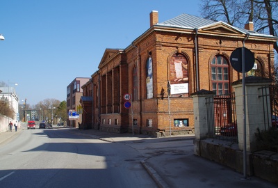 Tartu. Ruins of the University of Tartu on the corner of Laia and Magasini Street in 1941. rephoto