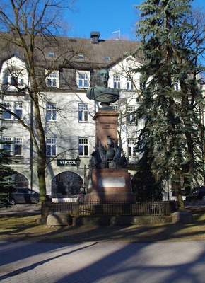Feldmarssal Barclay de Tolly mälestussammas. rephoto