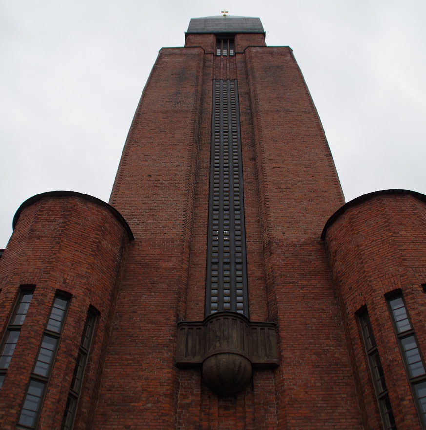 Pauluse kirik Tartus, läänefassadi detail. Arhitekt Eliel Saarinen rephoto