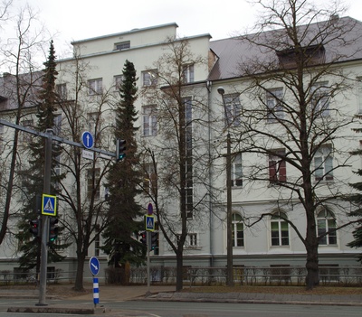 Real School of the Sons on Riga Street rephoto