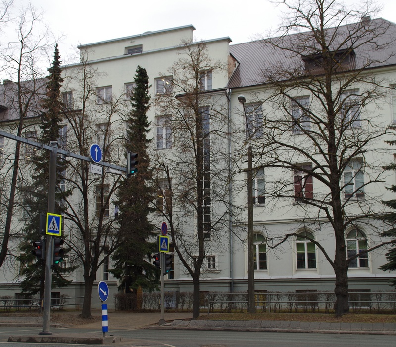 Real School of the Sons on Riga Street rephoto