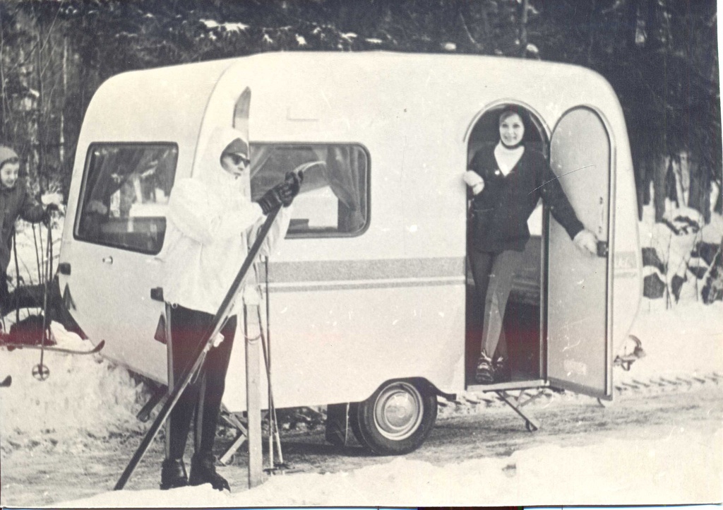 foto suvemaja mootorratta haagisena