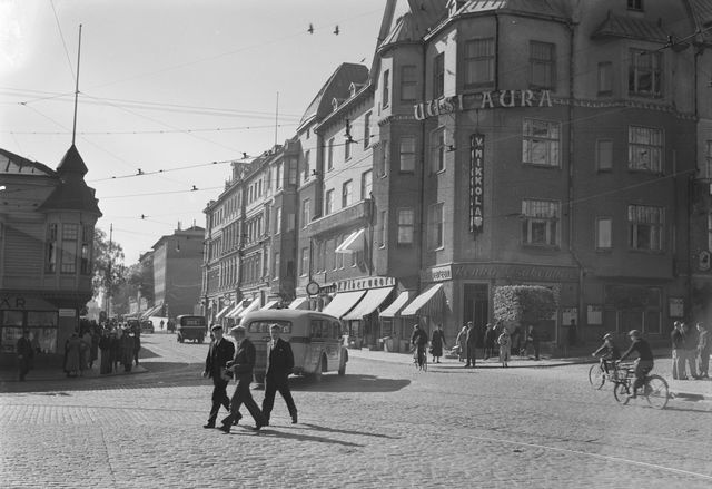 Corner of Aura Street and Yliopiston Street in Turku