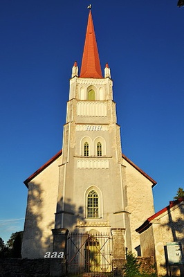 Türi Martini kirik, vaade läänetornile. Torni autor J.G. Mühlenhausen rephoto