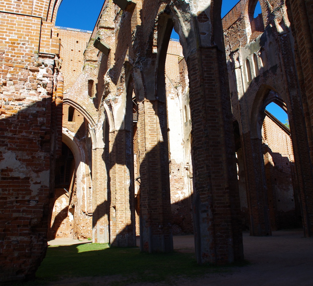 Ruins of Tartu Toomkirik, repro rephoto