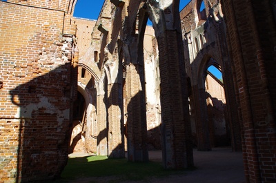 Ruins of Tartu Toomkirik, view of the midst of the robbery, repro rephoto