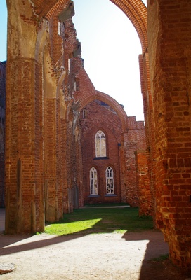 Toomkiriku varemed, sisevaade. rephoto