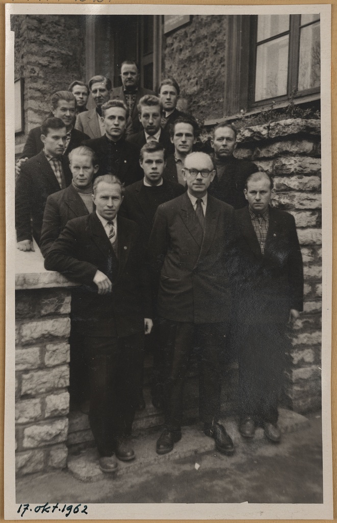 Grupifoto: korstnapühkijate kvalifikatsioonikursus, 1962.a.