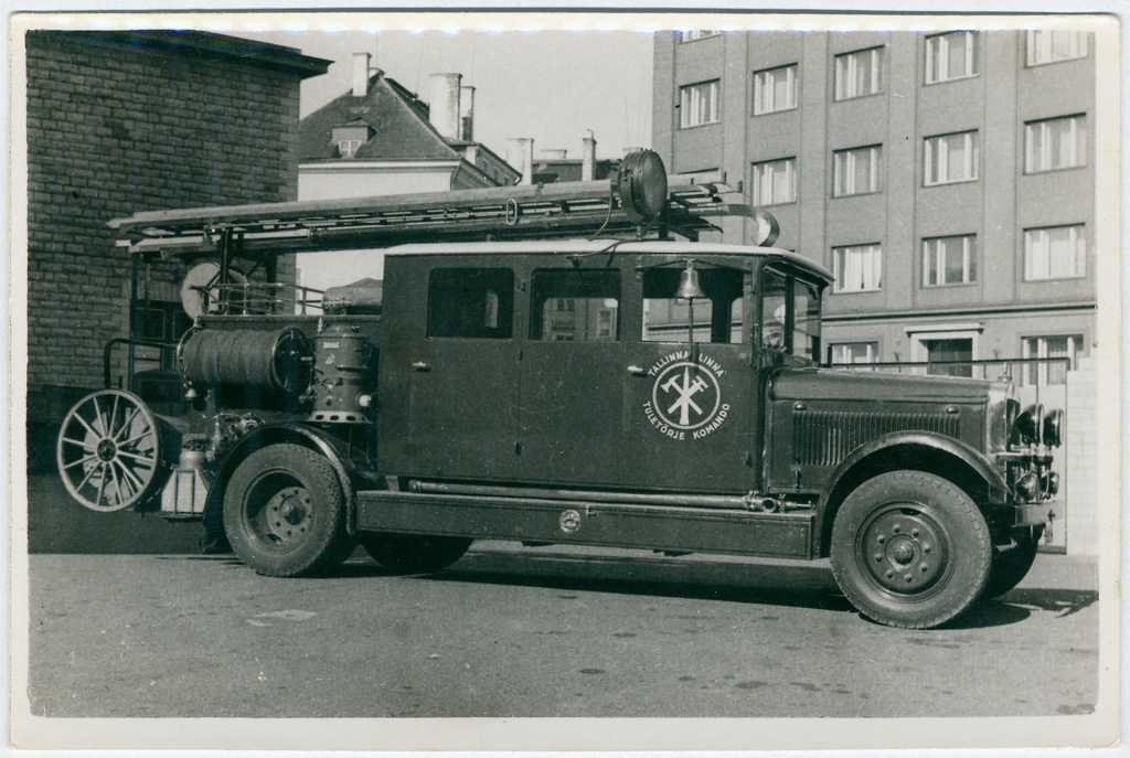 Tallinna Kutselise Tuletõrje I komando autopump Magirus.