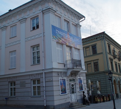 Tartu Kunstihoone, nn Viltune maja, vaade nurgalt rephoto