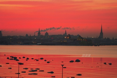 View of Tallinn from the sea rephoto