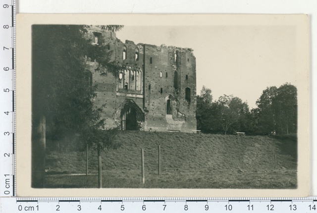 Tartu, We bring ruins