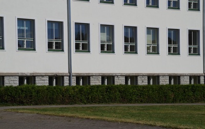 Rakvere I Keskkooli poisid suuskadega rephoto