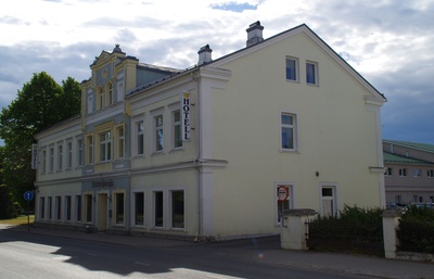 Võõrastemaja Oktoober Rakveres rephoto