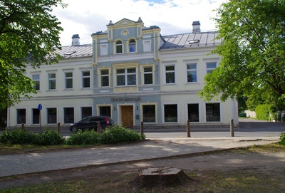 Võõrastemaja Oktoober Rakveres rephoto