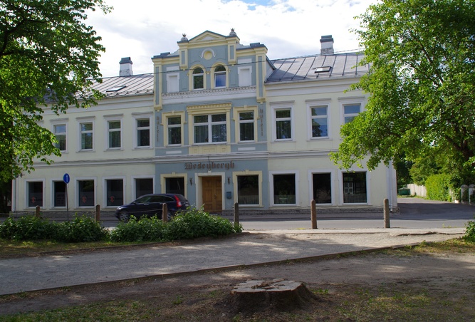 Võõrastemaja Oktoober Rakveres rephoto