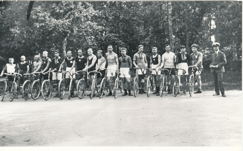 Rakvere Kalevi jalgratturid