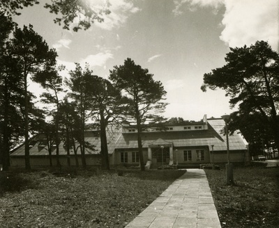 Emmaste rahvamaja, eestvaade. Arhitekt Maris Remi  similar photo