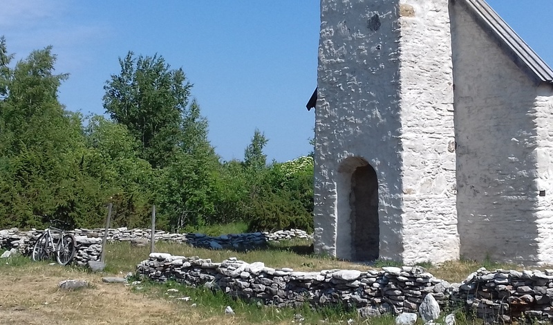 Foto. Vormsi usklikud Osmussaare Jeesuse kabel ees. 9. juuli 1933. Mustvalge. rephoto