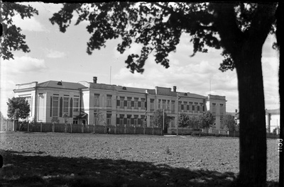 TÜ Maarjamõisa kliinikud.  duplicate photo